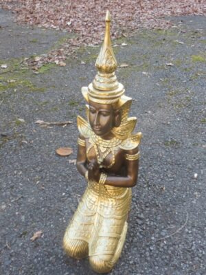 Buddha Statue betender Tempelwächter 74 cm hoch